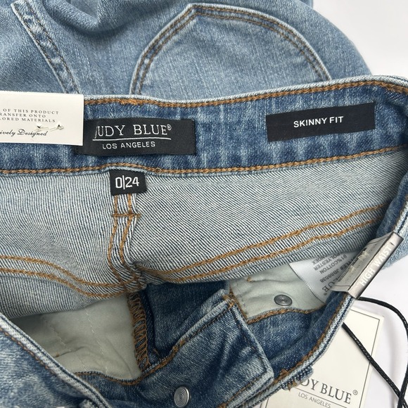 Judy Blue NWT Tummy Control Skinny Fit Hi-Rise Denim Jean Size 0/24 Style #88538 - Picture 4 of 7